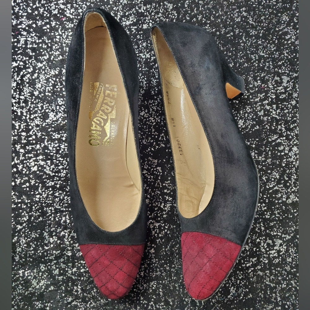 Vintage Salvatore Ferragamo Maroon/Black Velvet Short High Heel Size 7.5